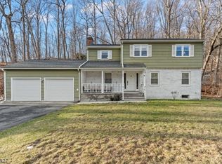 156 Kinnelon Rd, Kinnelon, NJ 07405