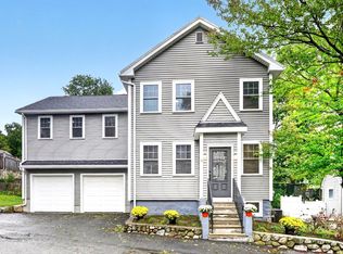 19 Rockwood St, Melrose, MA 02176