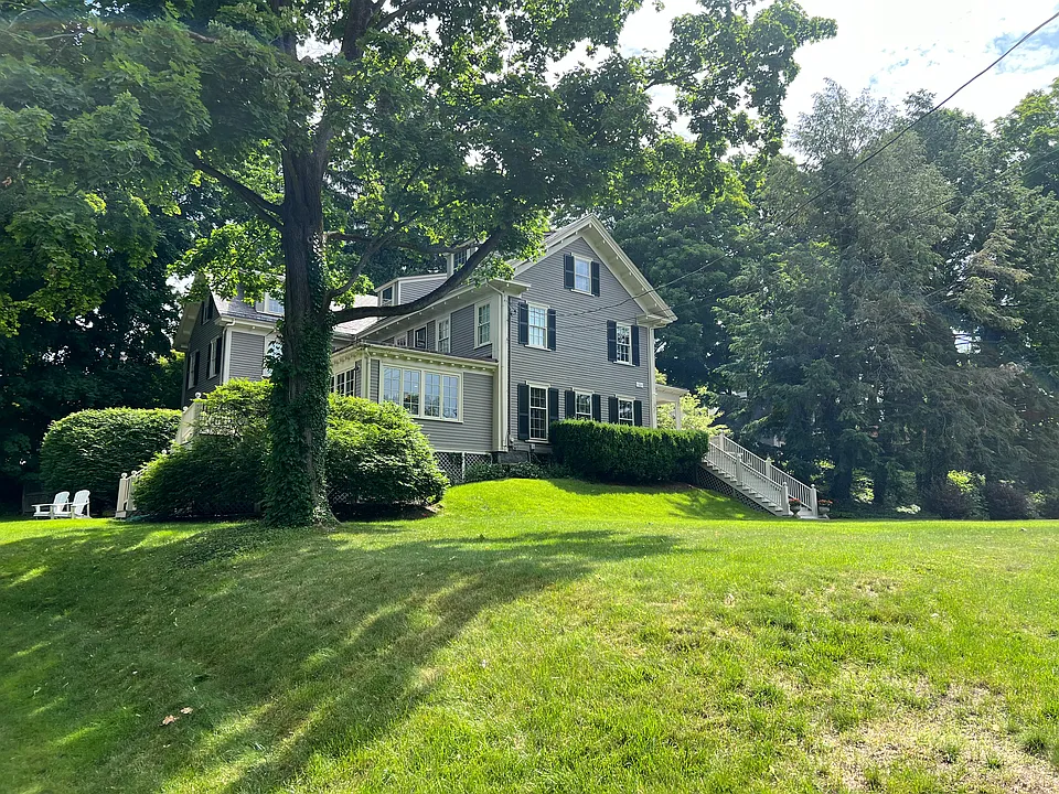 150 School St