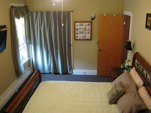 4th image of 12 Maple St
