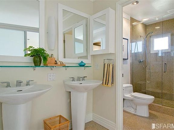 4th image of 177 Carnelian Way