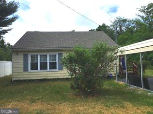 87 E Oak Rd, Vineland, NJ 08360