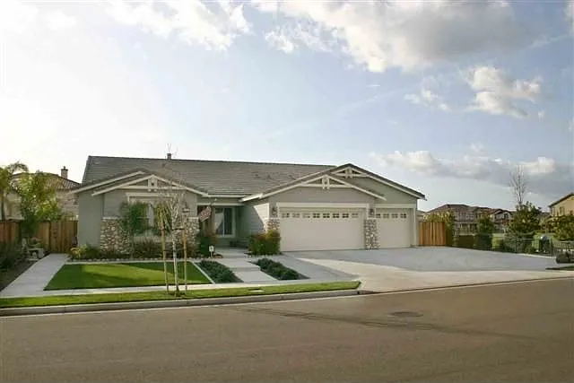 1852 La Fonte Dr photo 1