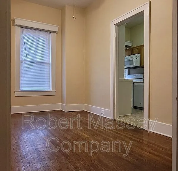 103 S Bayly Ave #2 — Photo 3