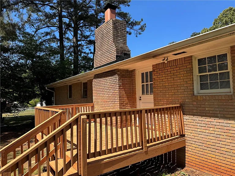 5594 Laurel Ln NW — Photo 31