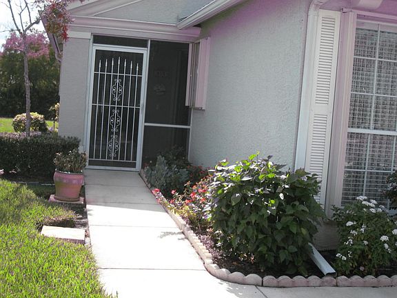 3rd image of 315 SW North Shore Blvd