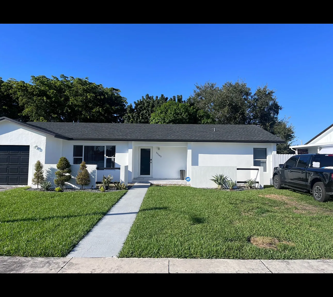 3 bed, 1367 sqft, $3,500 — Photo 1