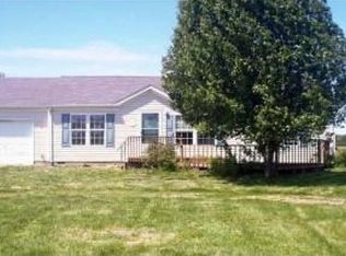 10736 Horseshoe Rd, New Vienna, OH 45142