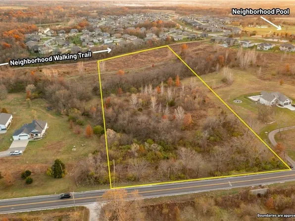 805 E Outer Belt Rd, Greenwood, MO 64034