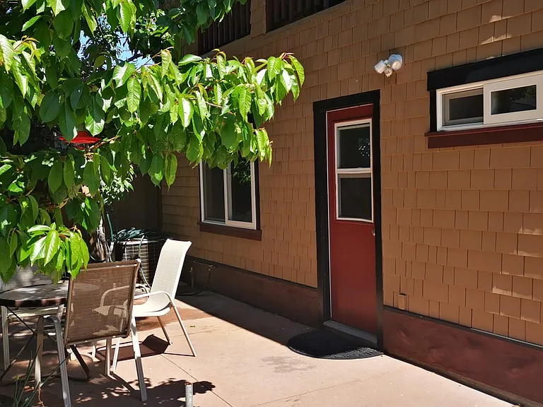 1938 Palm Ave — Photo 9