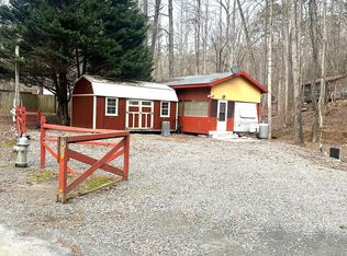 30 26th St, Ellijay, GA 30540