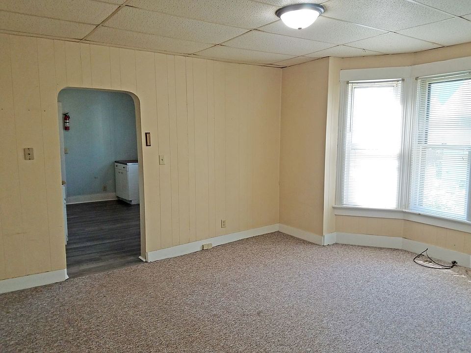 1st image of 418 Rose St #420
