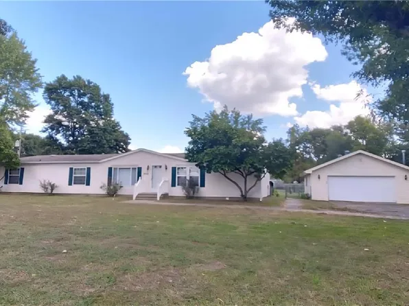 502 E 160th Hwy, Frontenac, KS 66763