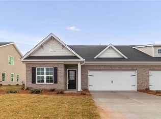 504 Beeson Ct, Clemmons, NC 27012