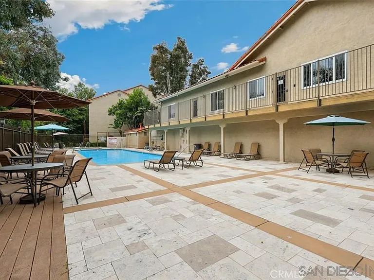 3503 Caminito Sierra #202 — Photo 28