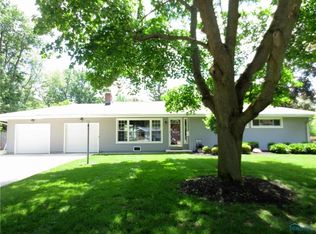 5922 San Reno Dr, Sylvania, OH 43560