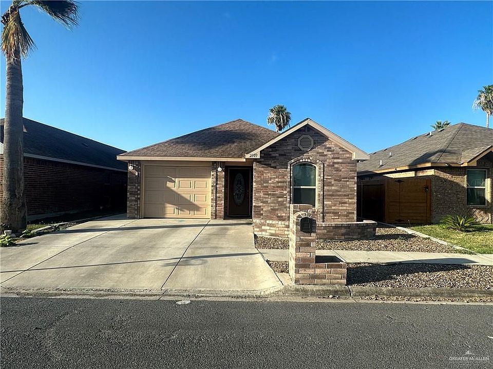 1st image of 2109 Carioca Dr