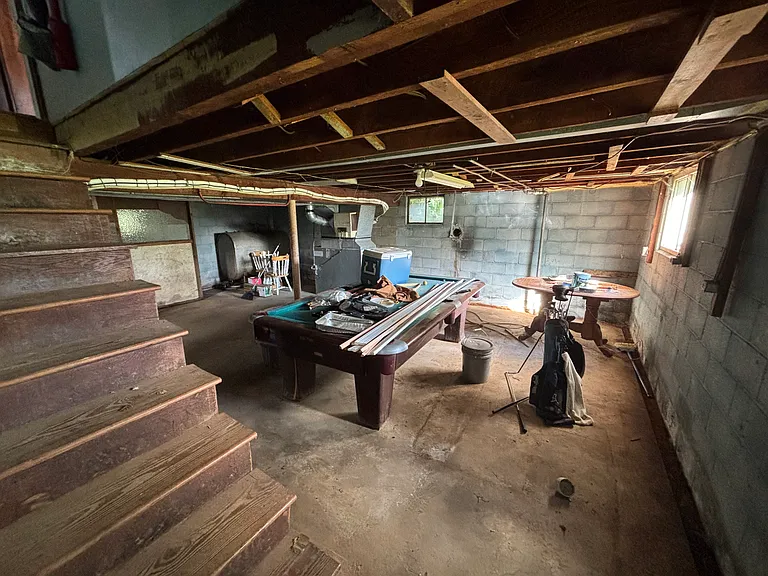 108 Pearl St — Photo 37