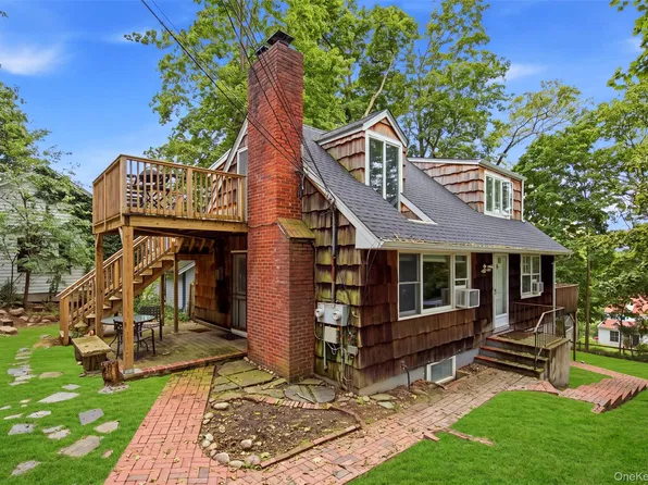 35 Ward Avenue, Northport, NY 11768