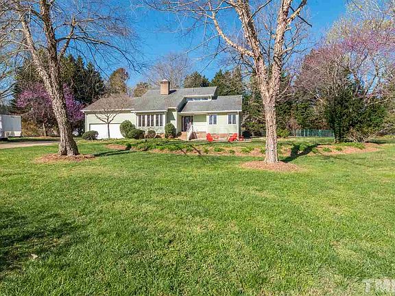 2nd image of 618 Victoria Dr