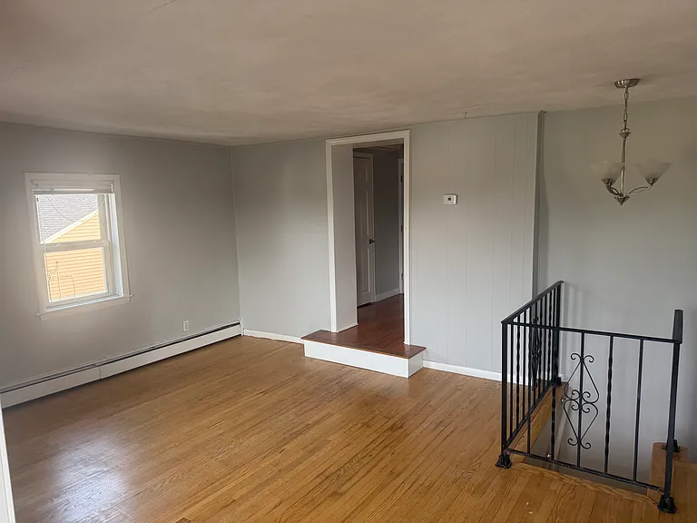 68 Uxbridge St #2 — Photo 6