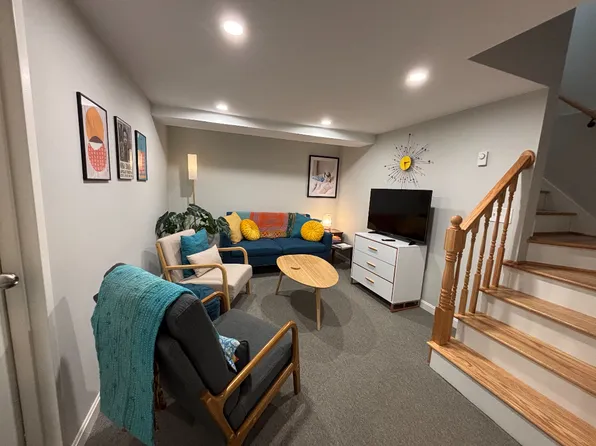 105 Funston Ave #B, Providence, RI 02908
