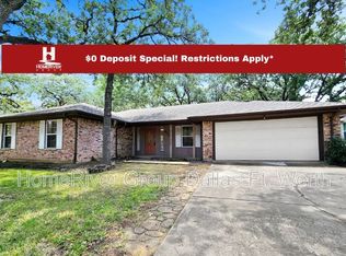 6824 Shadydale Dr, North Richland Hills, TX 76182