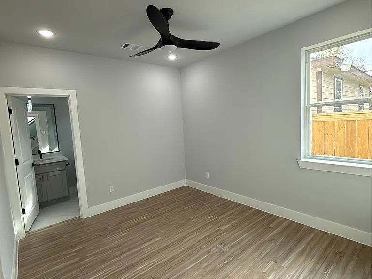 3101 Live Oak St — Photo 16