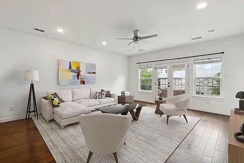 5903 Lindell Ave #B — Photo 2
