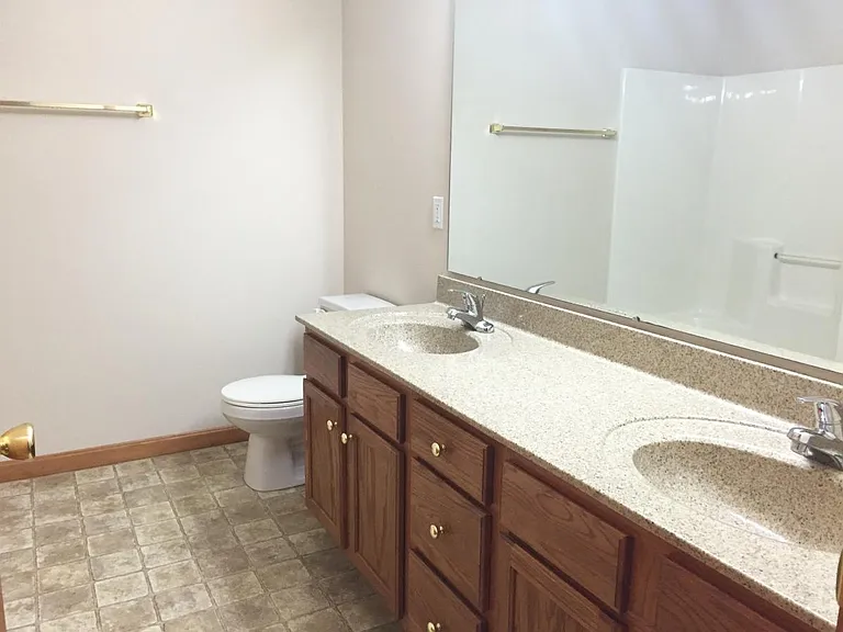 4496 Picadilly Cir — Photo 9