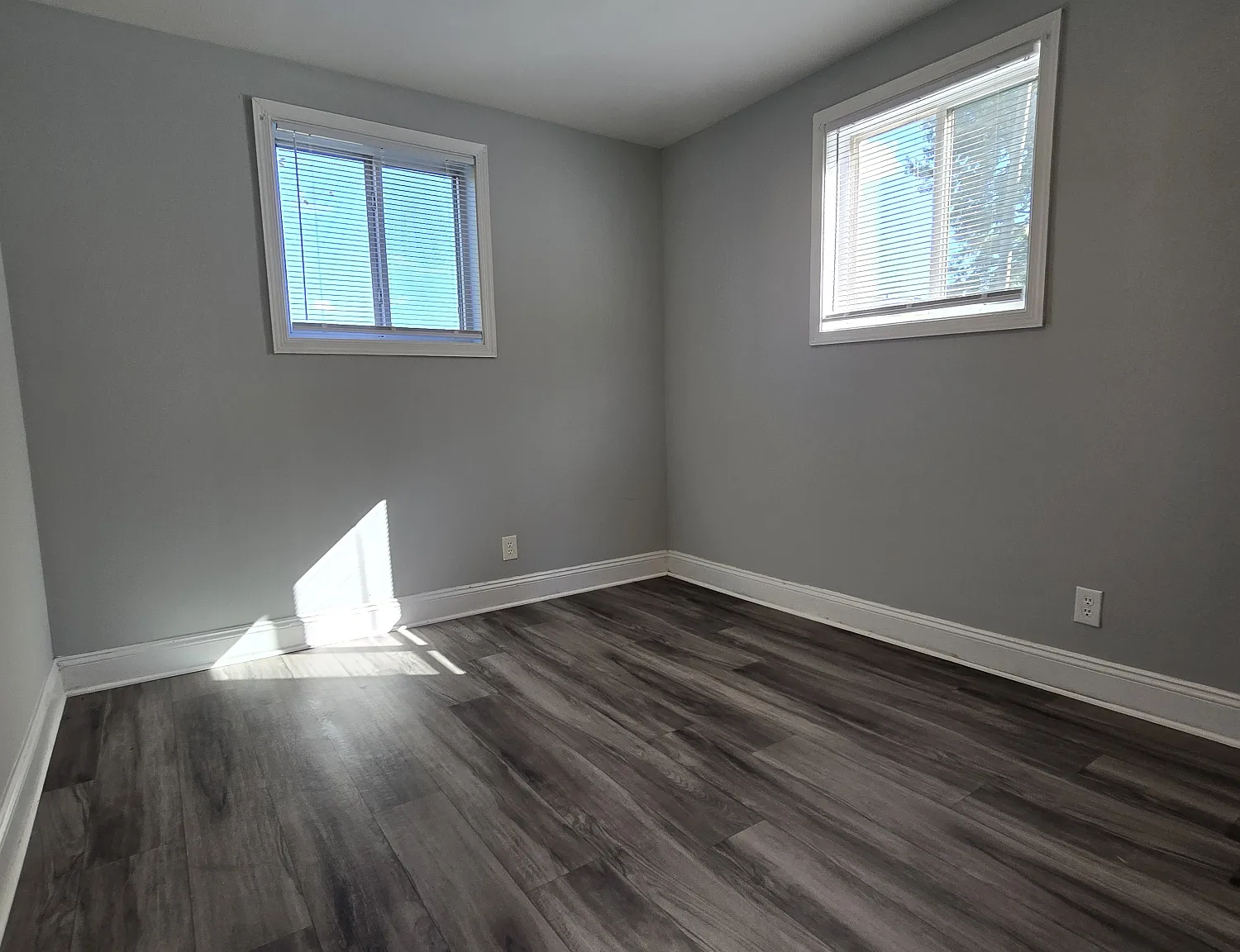 2 bed, 700 sqft, $995 — Photo 4