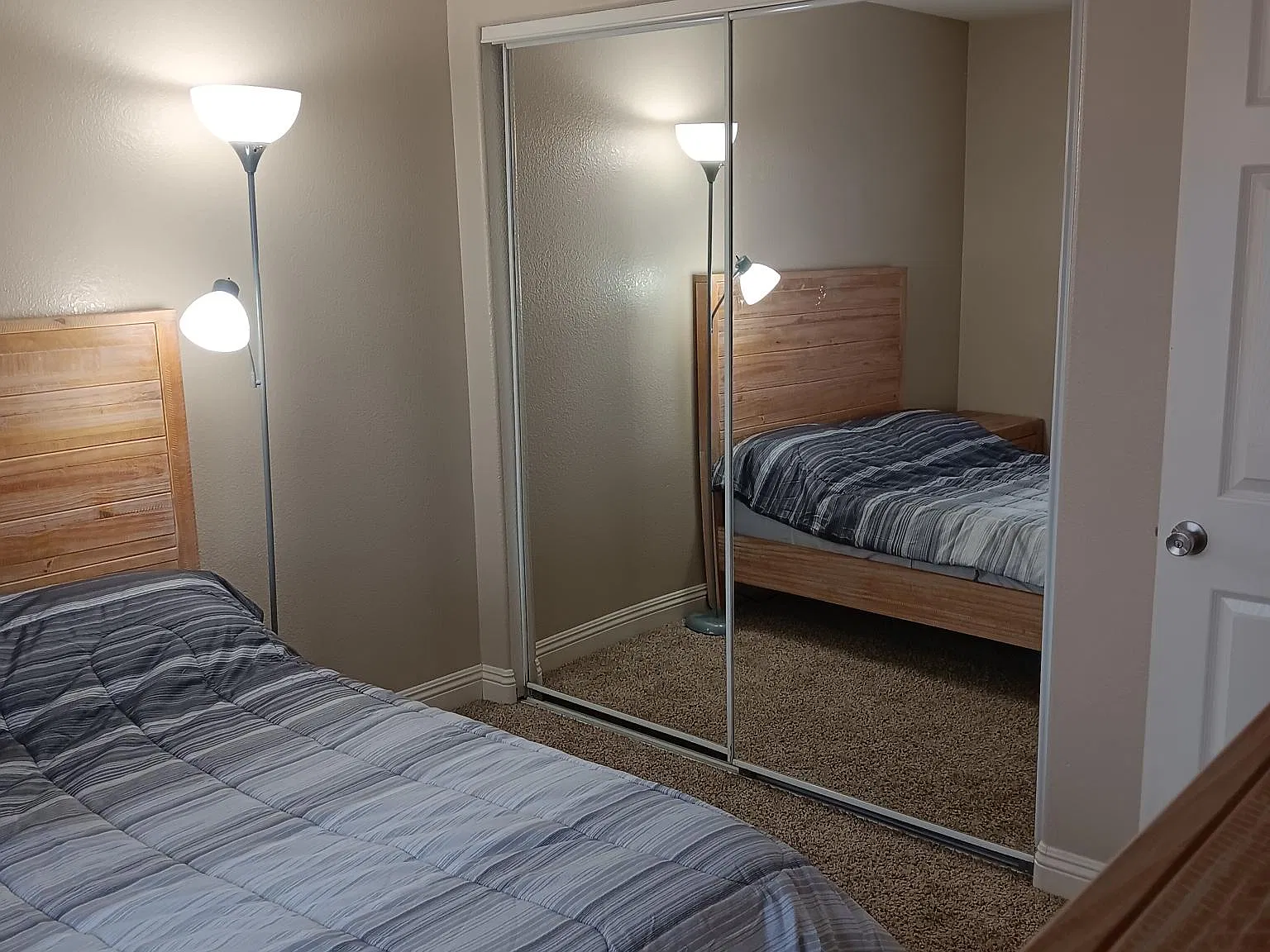 5032 Sublight Ave — Photo 2