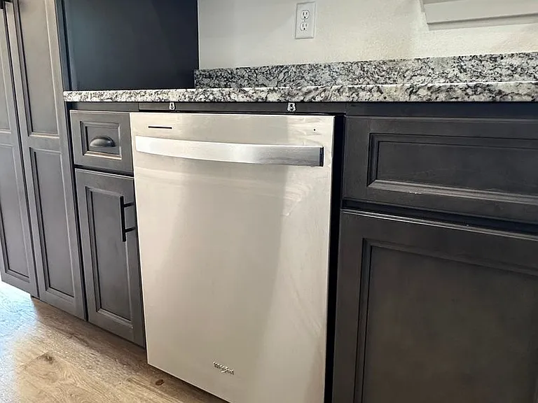 165 Mesa Dr — Photo 21