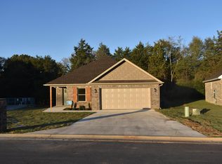 1800 Rehoboth Cir, Searcy, AR 72143