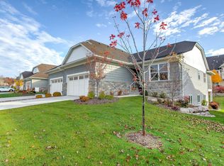 8644 Lake Riley Dr, Chanhassen, MN 55317