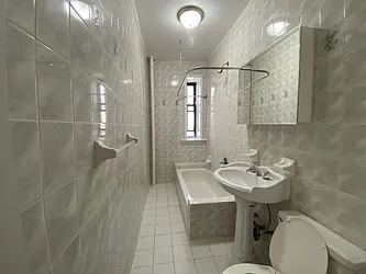 Rented by NextStopNY