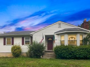 721 Harmony Rd, Middletown, NJ 07748