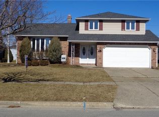 304 Wayside Dr, Depew, NY 14043