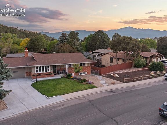 2nd image of 4147 Anitra Cir