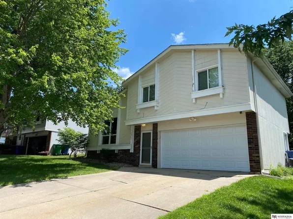 12827 Olive St, Omaha, NE 68138