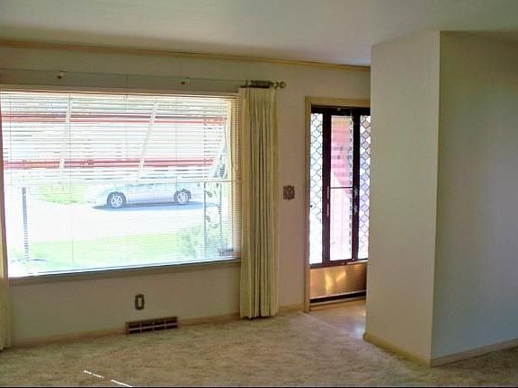4th image of 7126 W Tripoli Ave