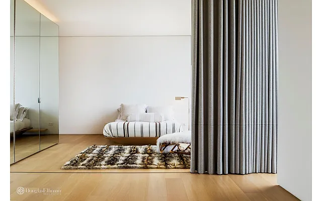 Rented by Douglas Elliman | media 31