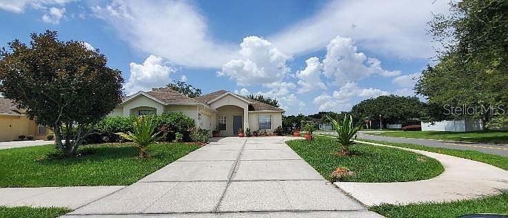1st image of 2250 Meadow Oak Cir