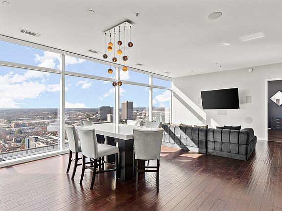 5th image of 45 Ivan Allen Jr Blvd NW Unit 2504