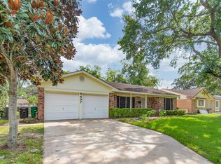 8407 Stroud Dr, Houston, TX 77036