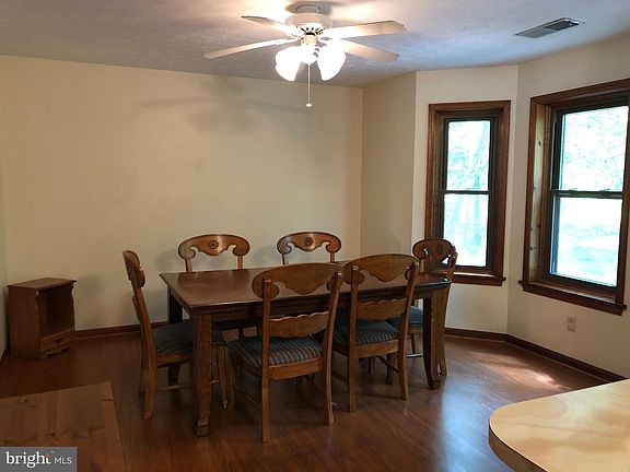 2nd image of 44521 White Pine Ct