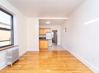 21-46 Crescent St APT D3, Astoria, NY 11105