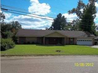 1839 Springridge Dr, Jackson, MS 39211