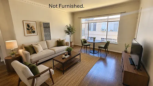 1625 N Hobart Blvd #4 Photo 1