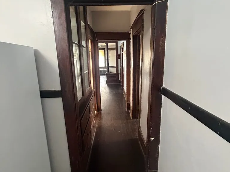 825 Myrtle Avenue — Photo 5